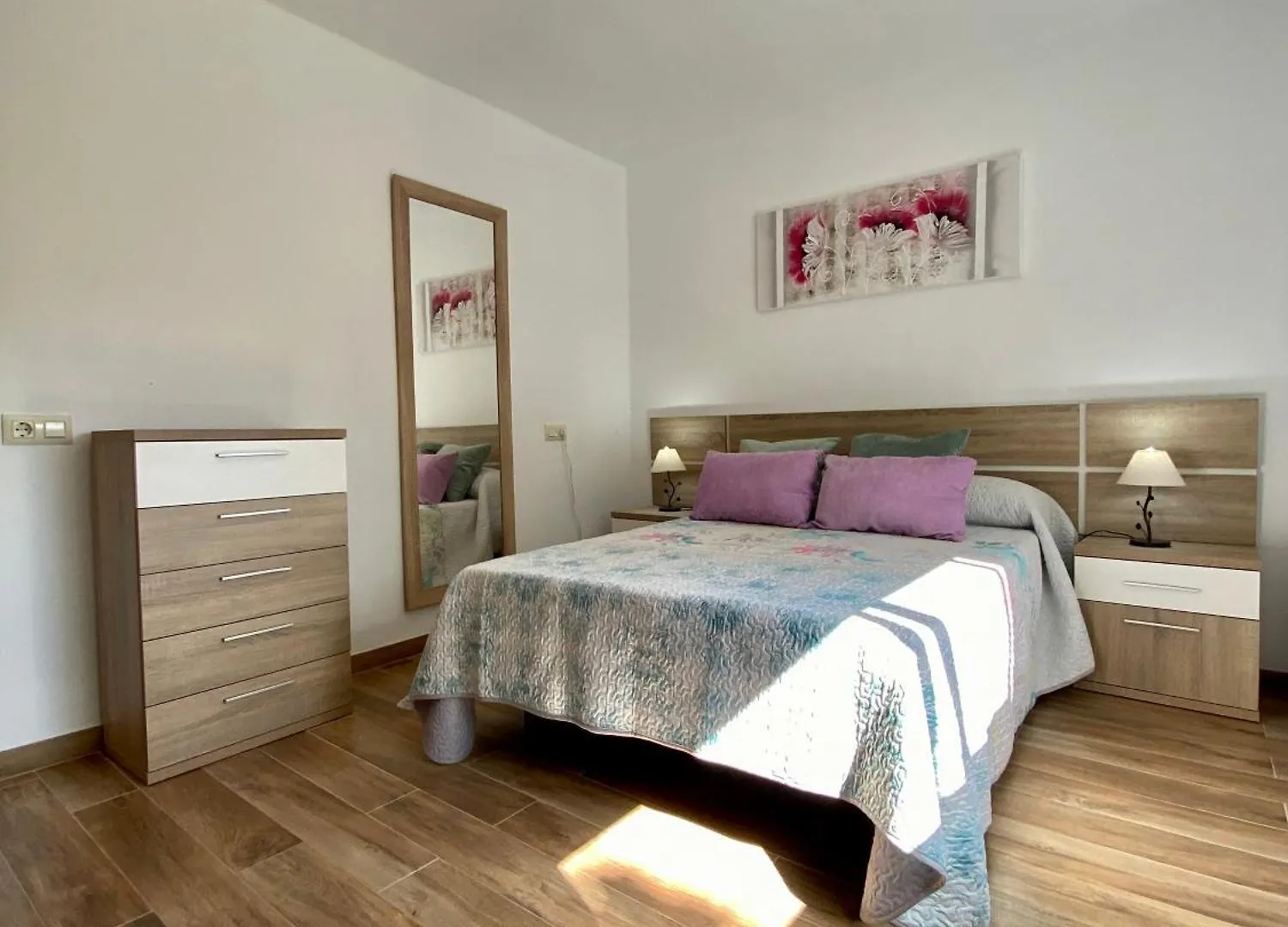 Appartamento Shr042 Centrico Apartamento De Tres Habitaciones Nerja