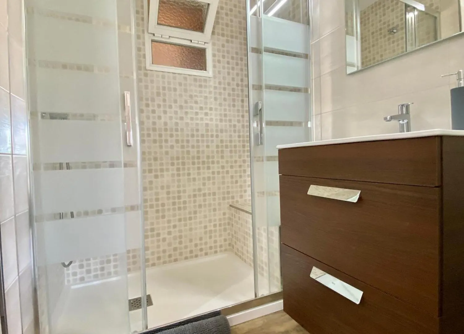Appartamento Shr042 Centrico Apartamento De Tres Habitaciones Nerja Spagna