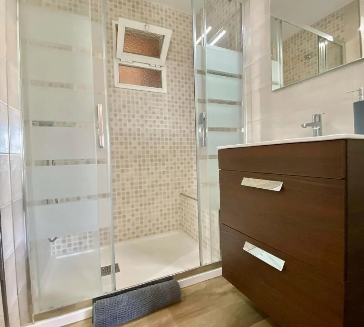 Shr042 Centrico Apartamento De Tres Habitaciones Nerja Appartamento